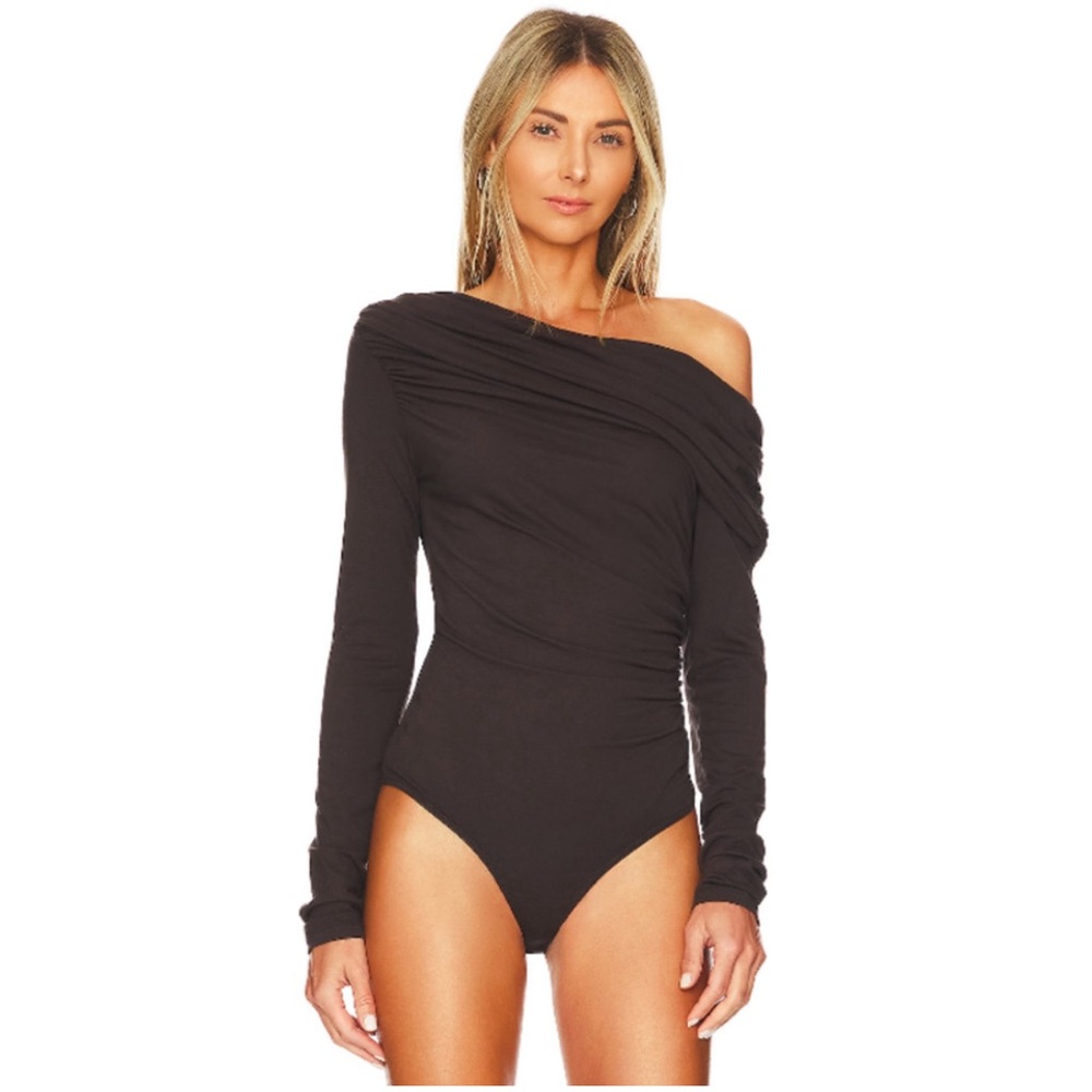 AGOLDE Kira Bodysuit Draped Off The Shoulder Jersey Top